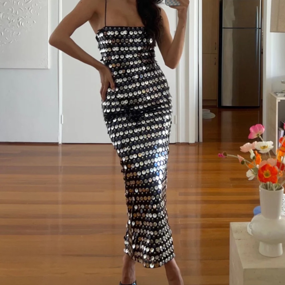 RUNAWAY THE LABEL: LACANZA MIDI DRESS - BLACK